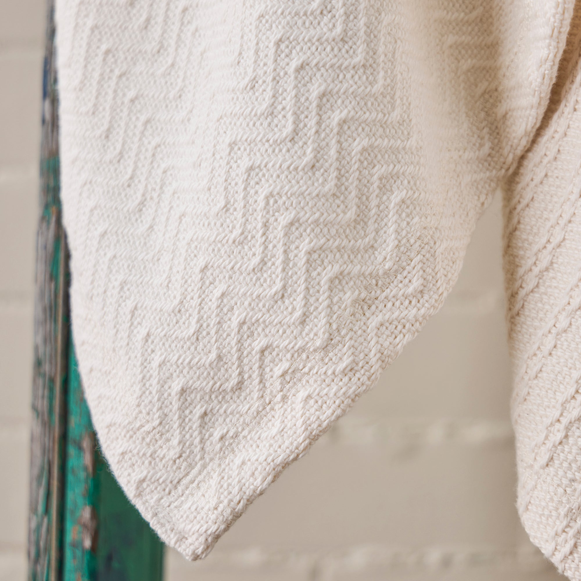 American blanket company - Chevron Weave 100% Cotton blankets - Close up of a cream colored chevron cotton blanket